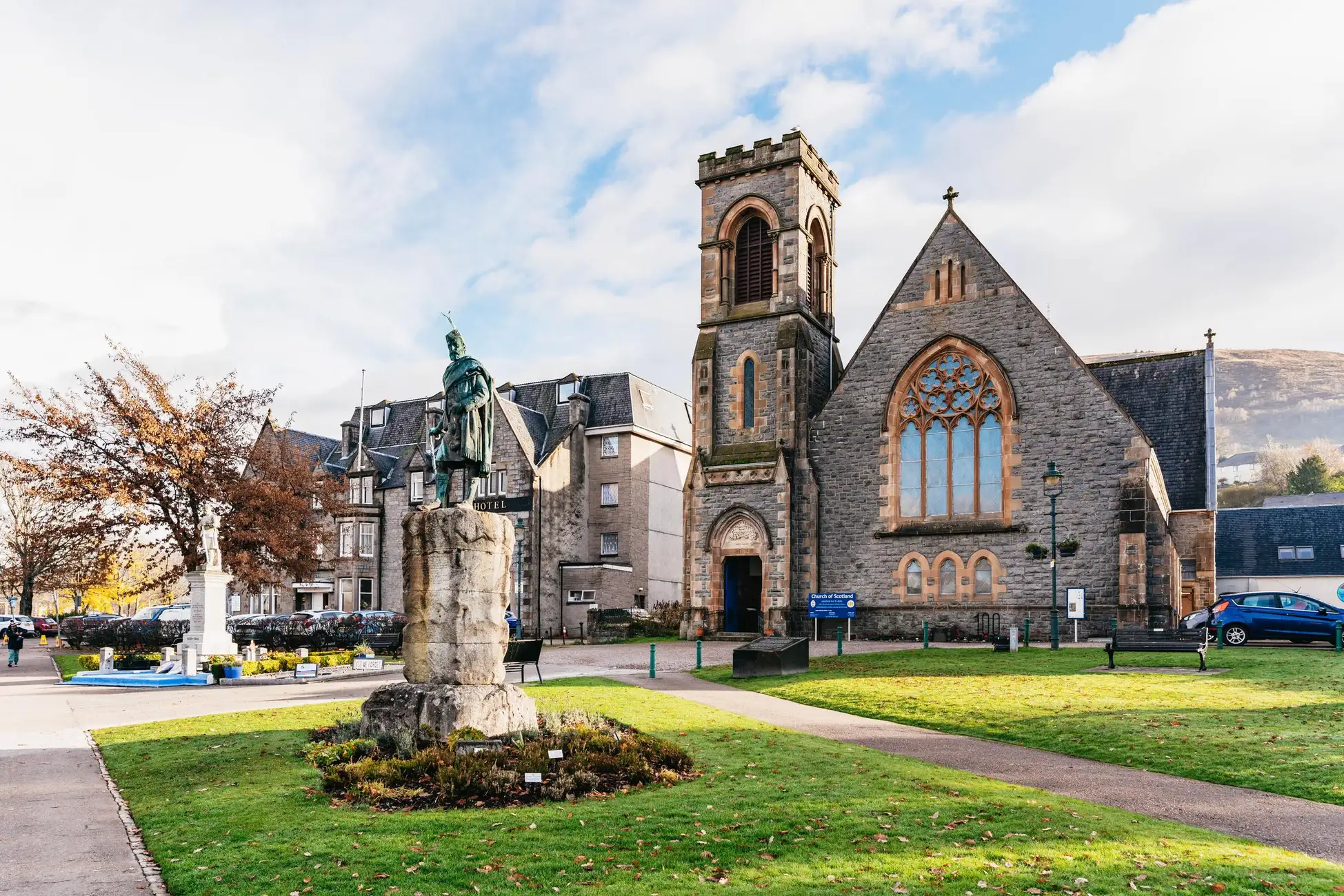 From Edinburgh: Glenfinnan, Glencoe, and Highlands Day Trip